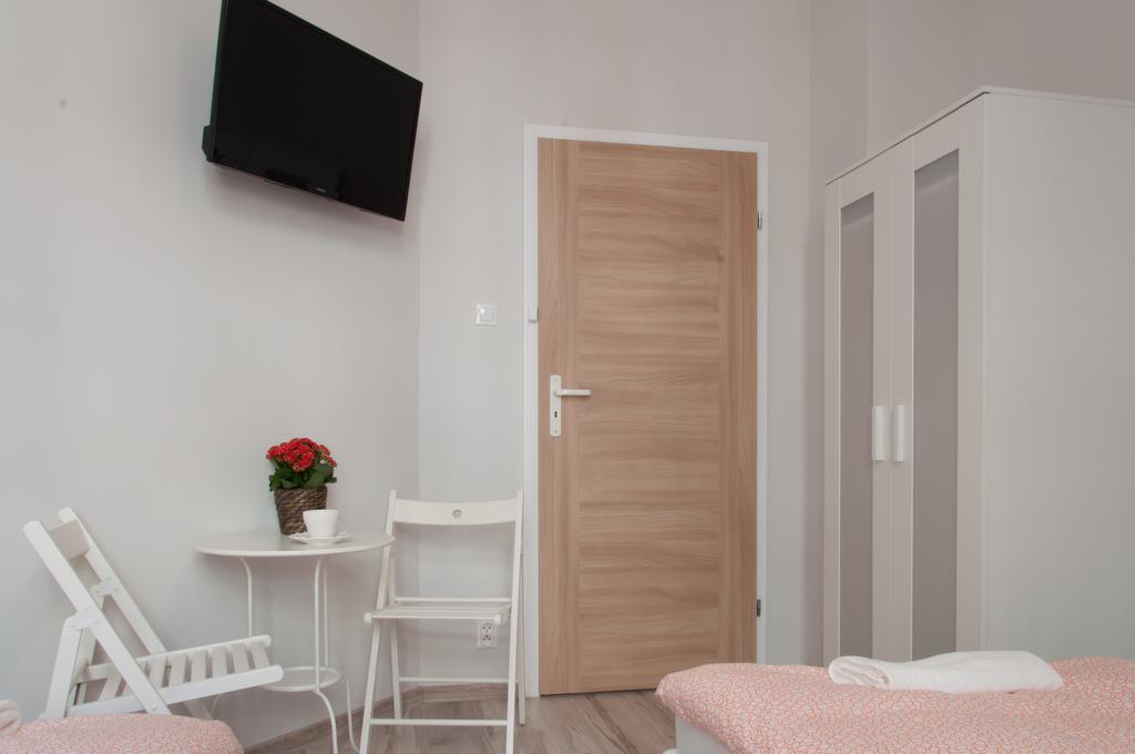 Hostel Mango Poznań Buitenkant foto